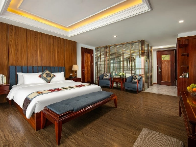 Family Suite Connecting