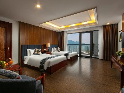 Family Suite Connecting