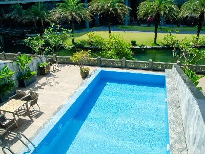 Duplex with Pool