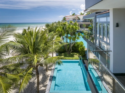 Sapphire Beachfront Villa