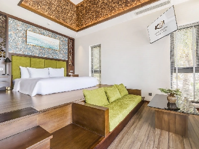 Sapphire Beachfront Villa