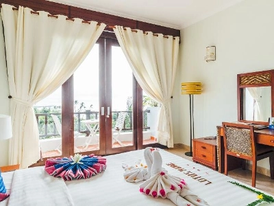 Premium Panorama View