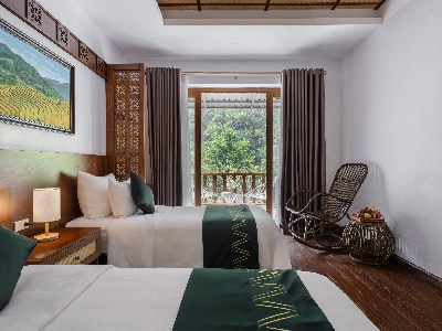 Deluxe Mountain View