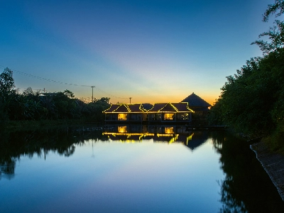 Premium Deluxe Lake View