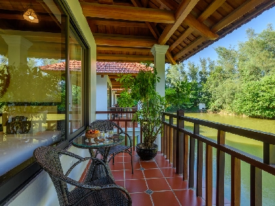 Senior Deluxe Lake View