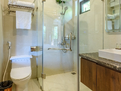 Senior Deluxe Lake View