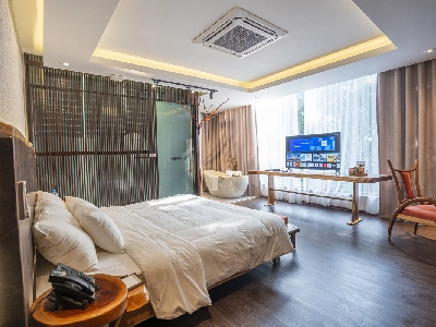Junior Suite (có khoáng tại phòng)