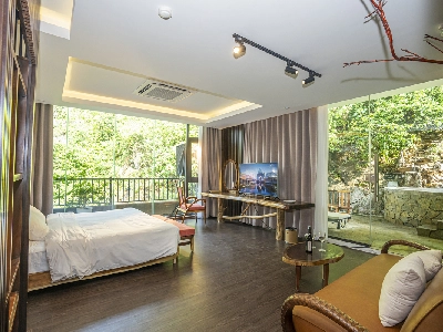 Junior Suite (có khoáng tại phòng)