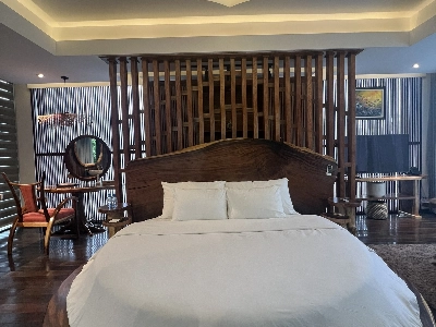 Suite (giường tròn, có khoáng tại phòng)