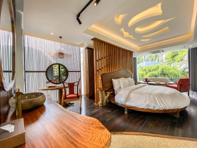 Suite (giường tròn, có khoáng tại phòng)