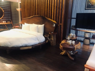 Suite (giường tròn, có khoáng tại phòng)