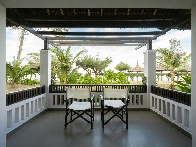 Bungalow Garden View