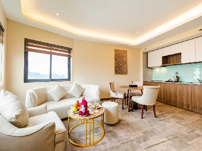 Deluxe Suite (King) 1 PN