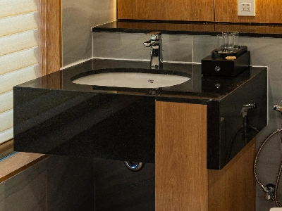 Family Suite Sea View/01 Twin & 01 Double