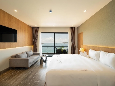 Family Suite Sea View/01 Twin & 01 Double