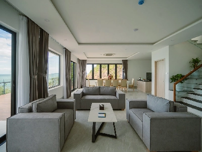 SEA Beachfront &Pool 3 Bedroom Villa/02 Twin + 01 Double