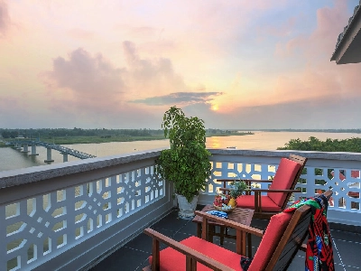 Duplex Family Suite River View