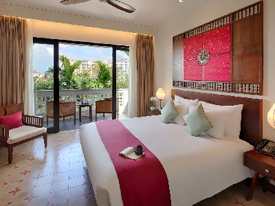 Grand Deluxe Double River & Town View