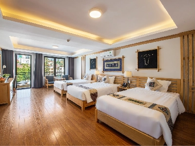 Deluxe Triple mountain view