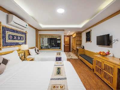 Deluxe Triple mountain view