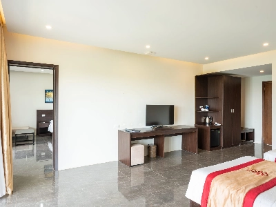 Connecting Garden Bungalow