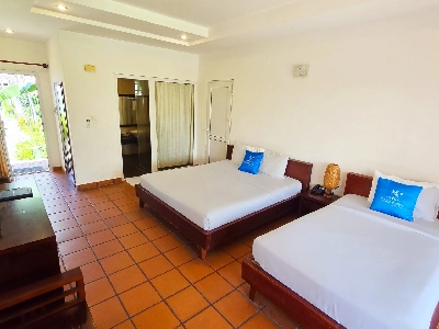 Family Bungalow with Garden