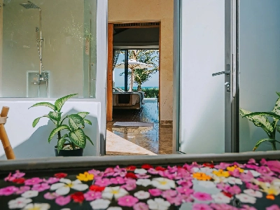 02-Bed Room Beach Front Bungalow