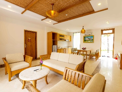 04-Bed Room Beach Front Bungalow