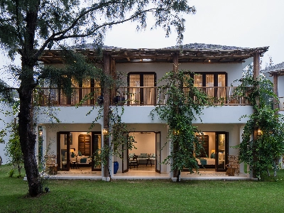 4 Bedrooms Garden View Bungalow