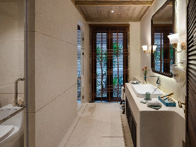 Premium Twin Garden View