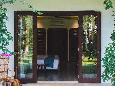 Premium Twin Garden View