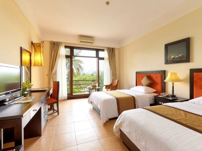 Superior Garden View