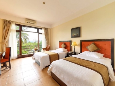 Superior Garden View