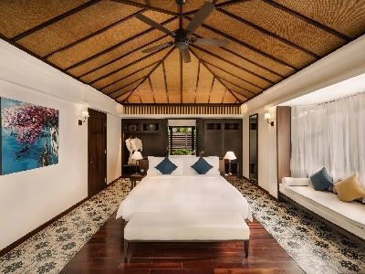 Three-Bedroom Hill Top Pool Villa