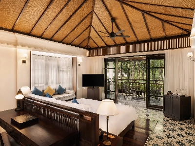 Three-Bedroom Hill Top Pool Villa