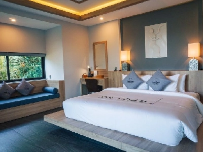 Biệt thự 04 phòng ngủ trên đồi có hồ bơi riêng (4BR Hillside Pool Villa)