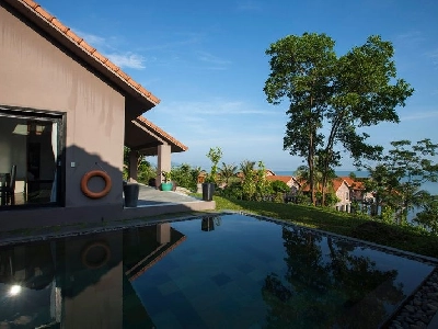 Biệt thự trên đồi có hồ bơi riêng (Hillside Pool Villa)