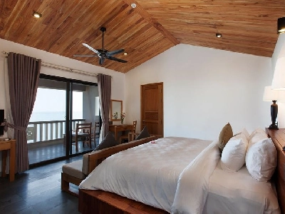 Deluxe nhìn ra đầm phá (Lagoon View Deluxe)