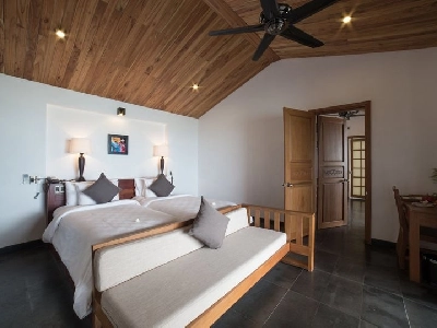 Deluxe nhìn ra đầm phá (Lagoon View Deluxe)