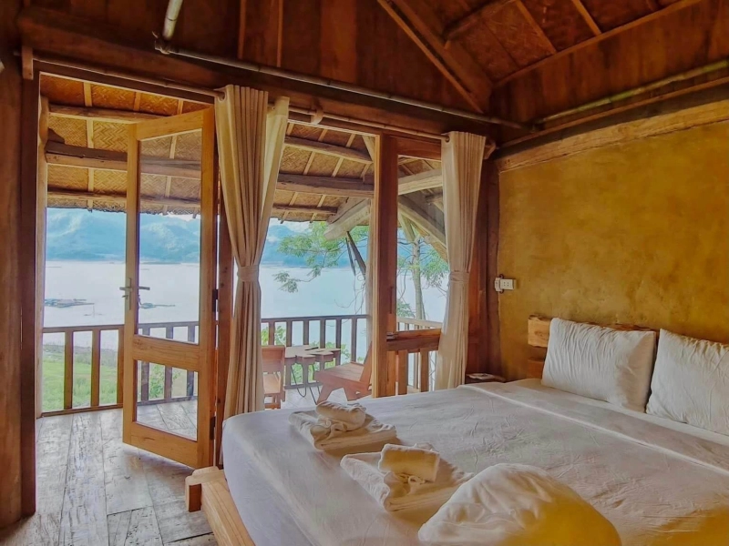 Phòng Deluxe ( Nhà Trà, Nhà Mơ)