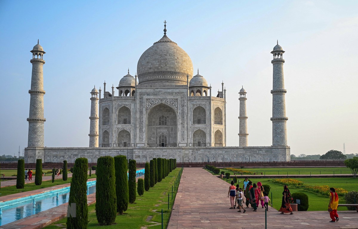 du-lich-an-do-den_taj_mahal