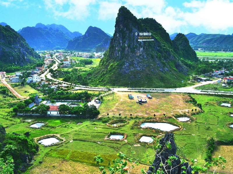 Tour Nam Định Đi Quảng Bình