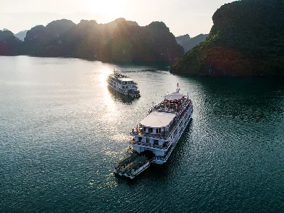 Du thuyền Hạ Long Paradise Elegance