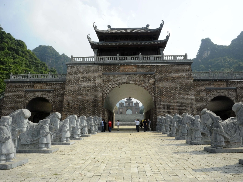 Tour Thung Ui Ninh Bình